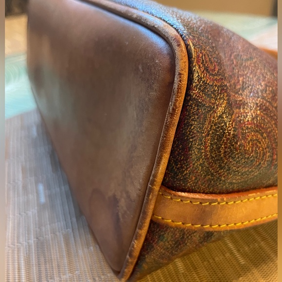 Authentic Vintage Etro Handbag - Picture 10 of 16